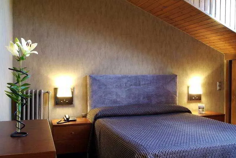 ***  Hotel Del Prado Puigcerdà 스페인